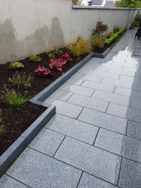 Silver Granite Flamed Paving 30mm