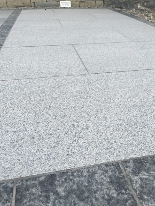 Porcelain Silver Granite 800 x 400 - Image 2